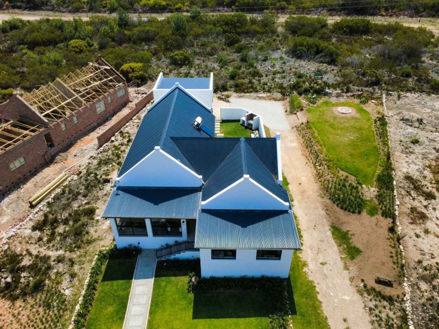 2 Bedroom Property for Sale in Stilbaai Oos Western Cape